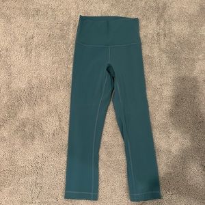 Wunder Under Cropped Leggings